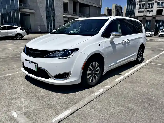 Chrysler Grand Caravan PHEV (Import) 2019 3.6L Plug-in Hybrid