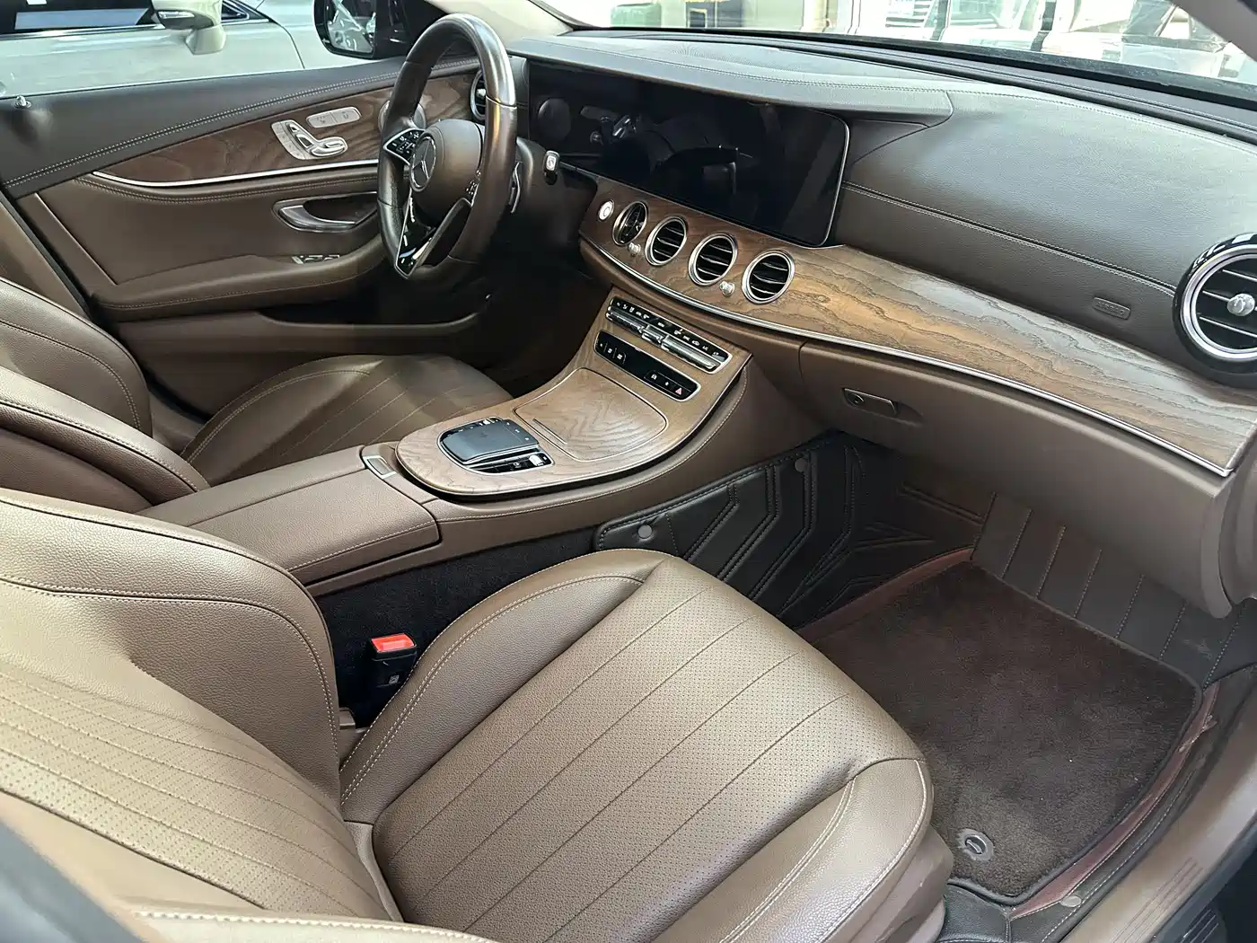 Mercedes-Benz E-Class 2023 Facelift E 300 L Fashion фото 11