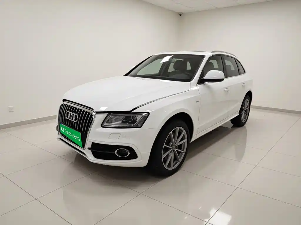 Фото 1 - Audi Q5