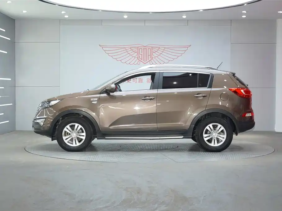 Kia Sportage 2012 2.0L Manual 2WD GL фото 2