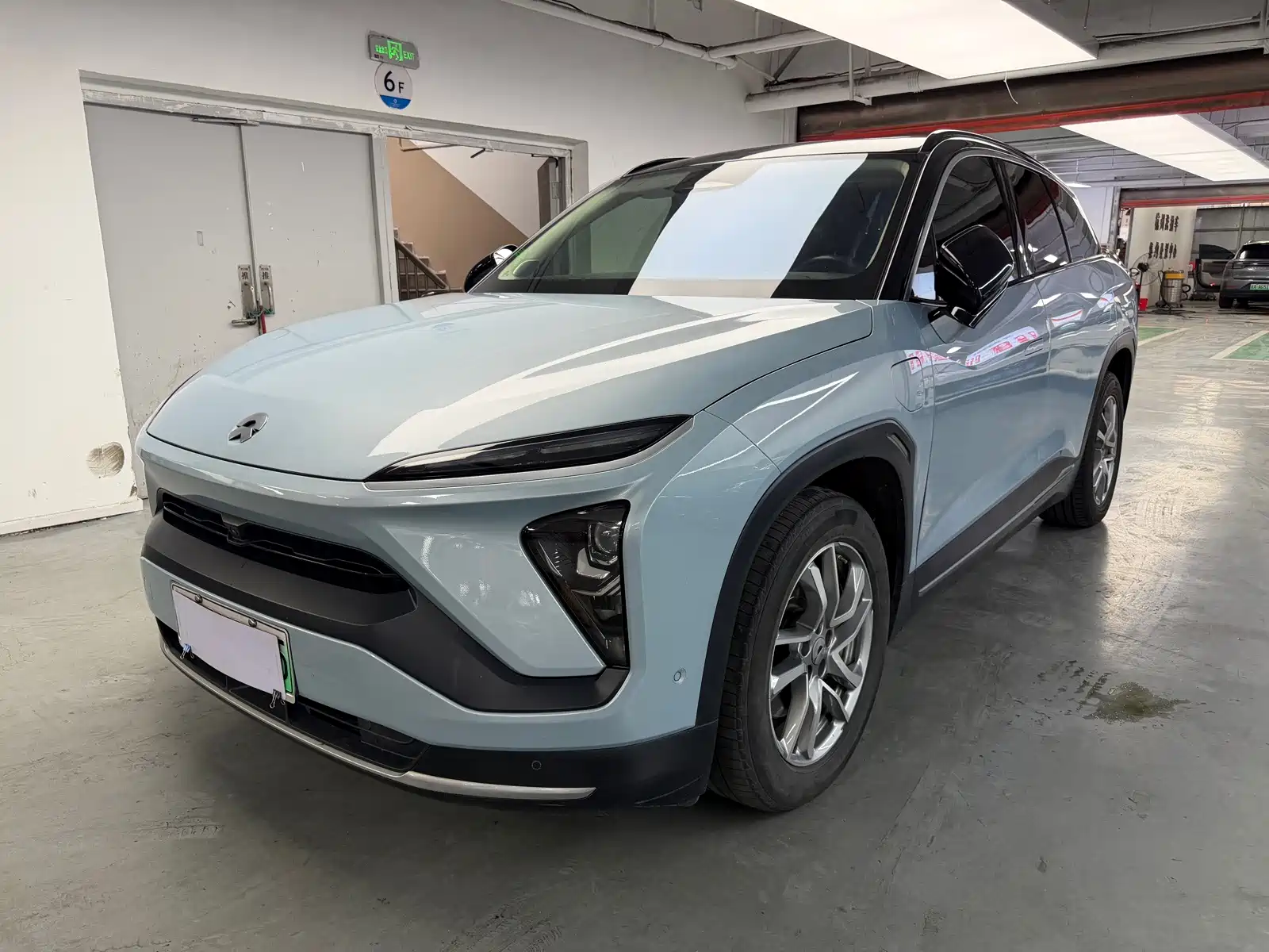 Фото 1 - NIO ES6