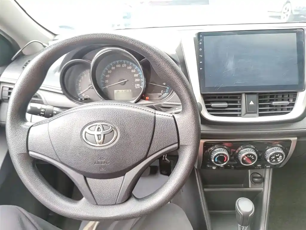 Toyota YARiS L Zhi Xuan 2016 Facelift 1.5E CVT Charming Edition фото 10
