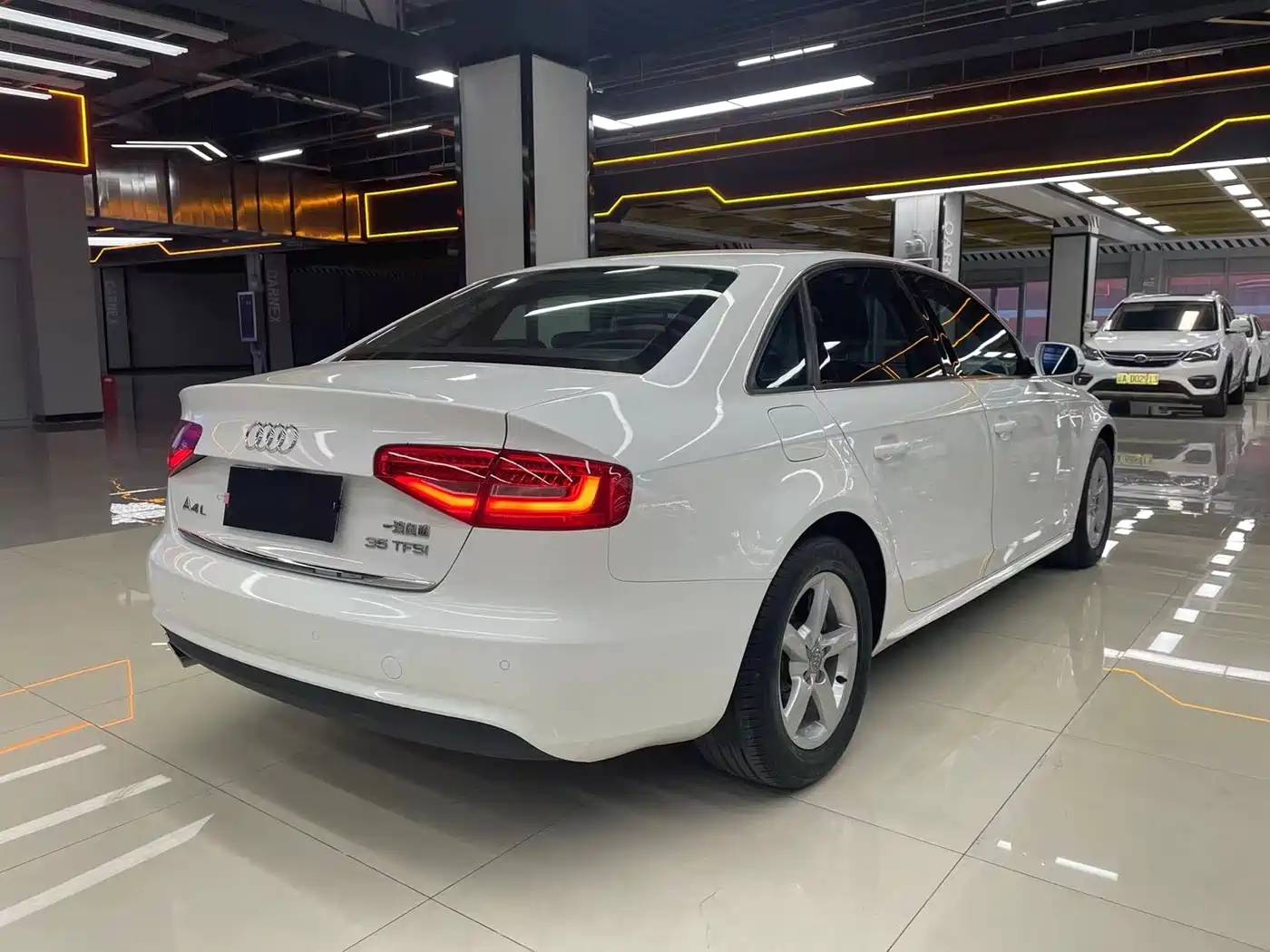 Audi A4L 2015 35 TFSI Auto Standard фото 6