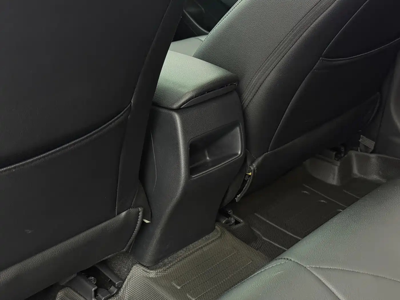 Toyota Corolla 2021 1.2T S-CVT Elite PLUS Edition фото 18