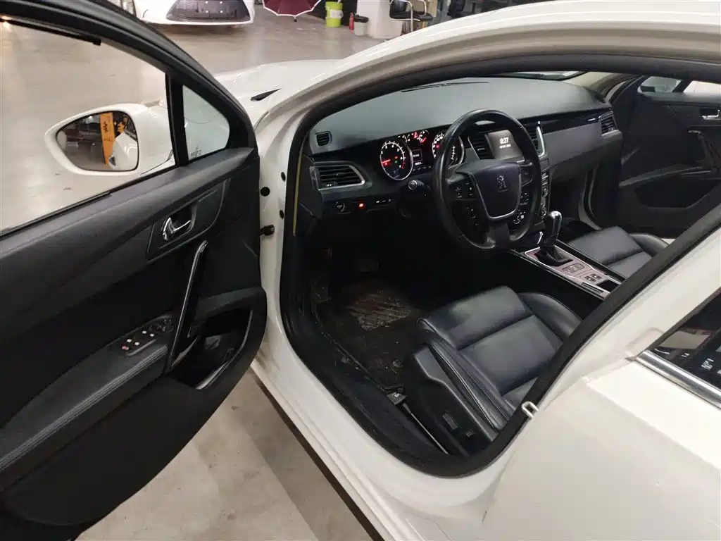Peugeot 508 2015 1.6THP Auto Excellence Edition фото 12