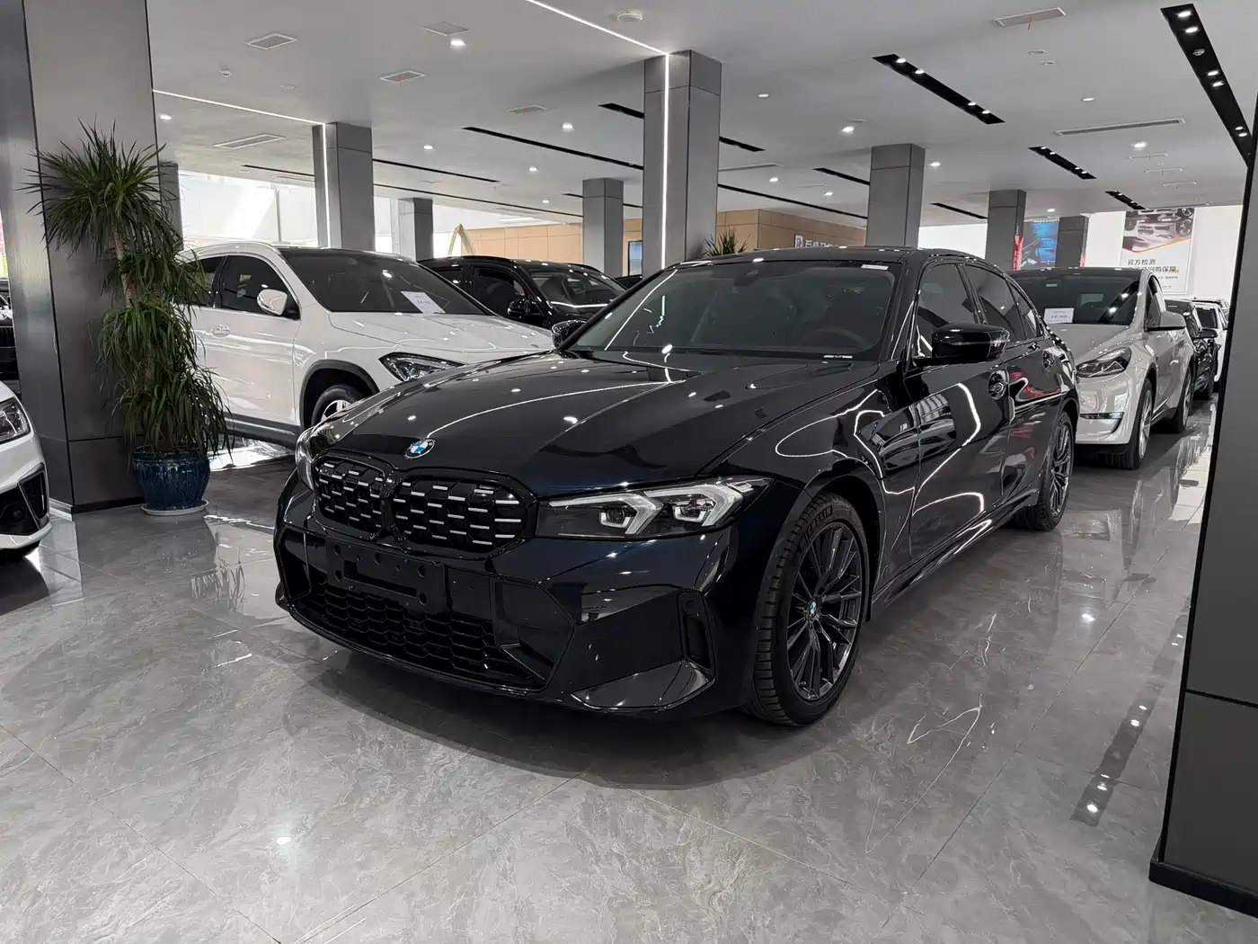 BMW 3 Series 2023 325Li M Sport Black Night Package