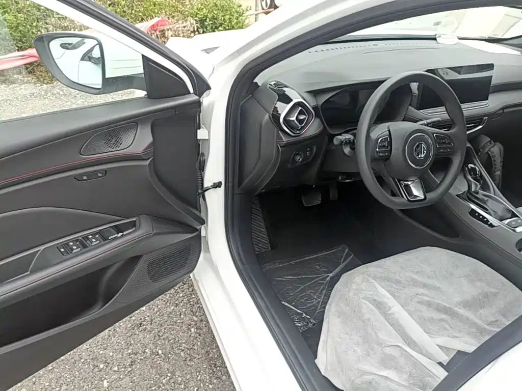 MG MG5 2026 2026 180DVVT Global Pioneer Edition