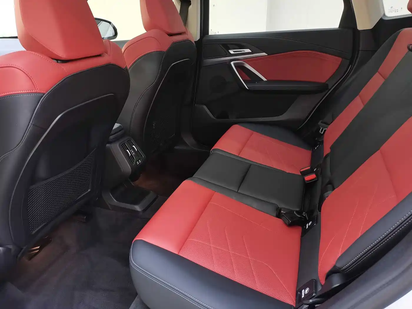 BMW X1 2023 sDrive25Li M Sport Package фото 17