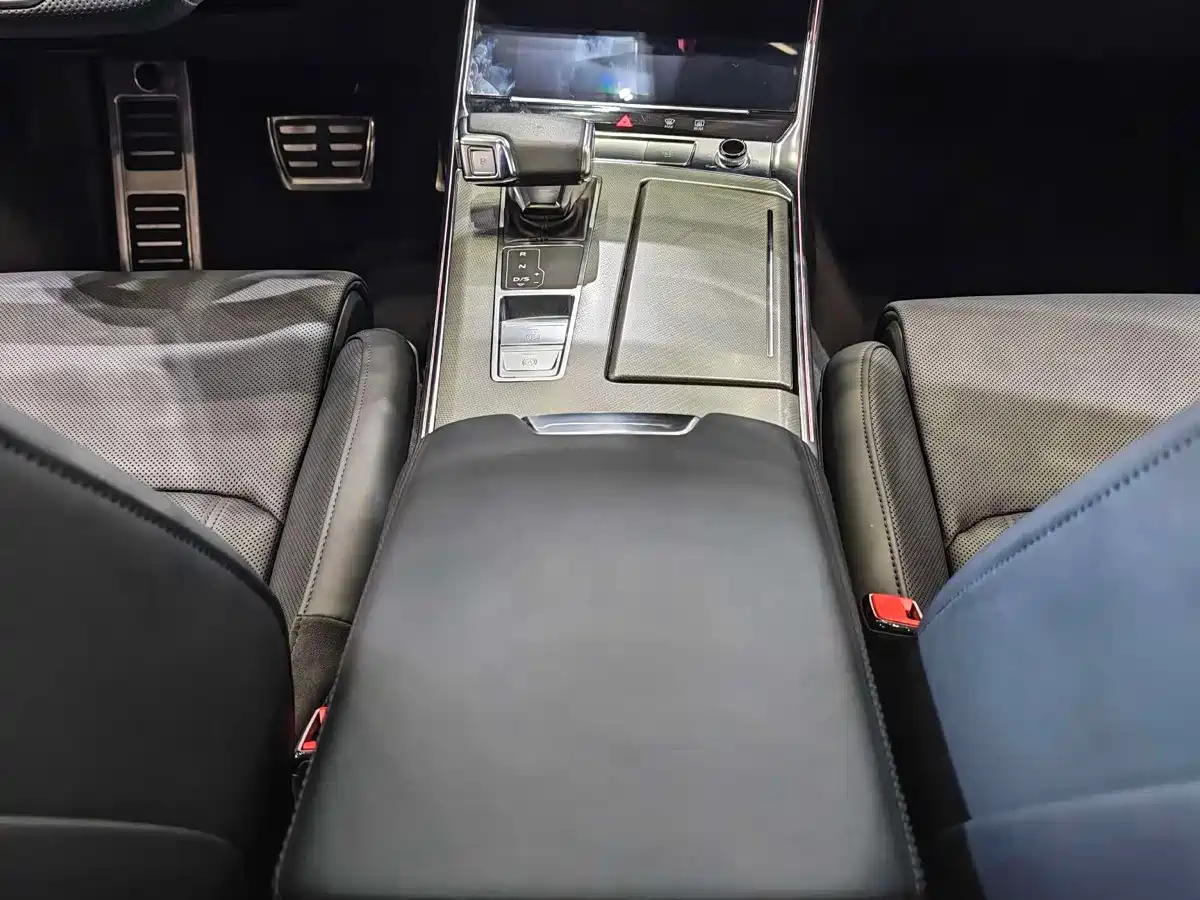 Photo 12 - Audi A7