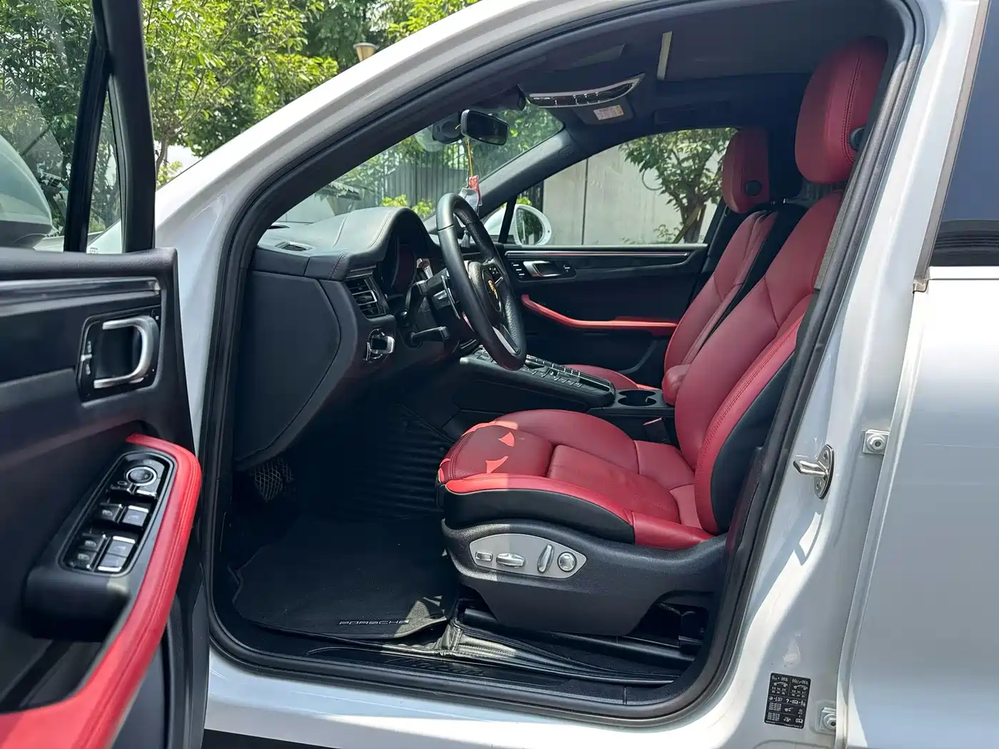 Porsche Macan 2021 Macan 2.0T фото 4