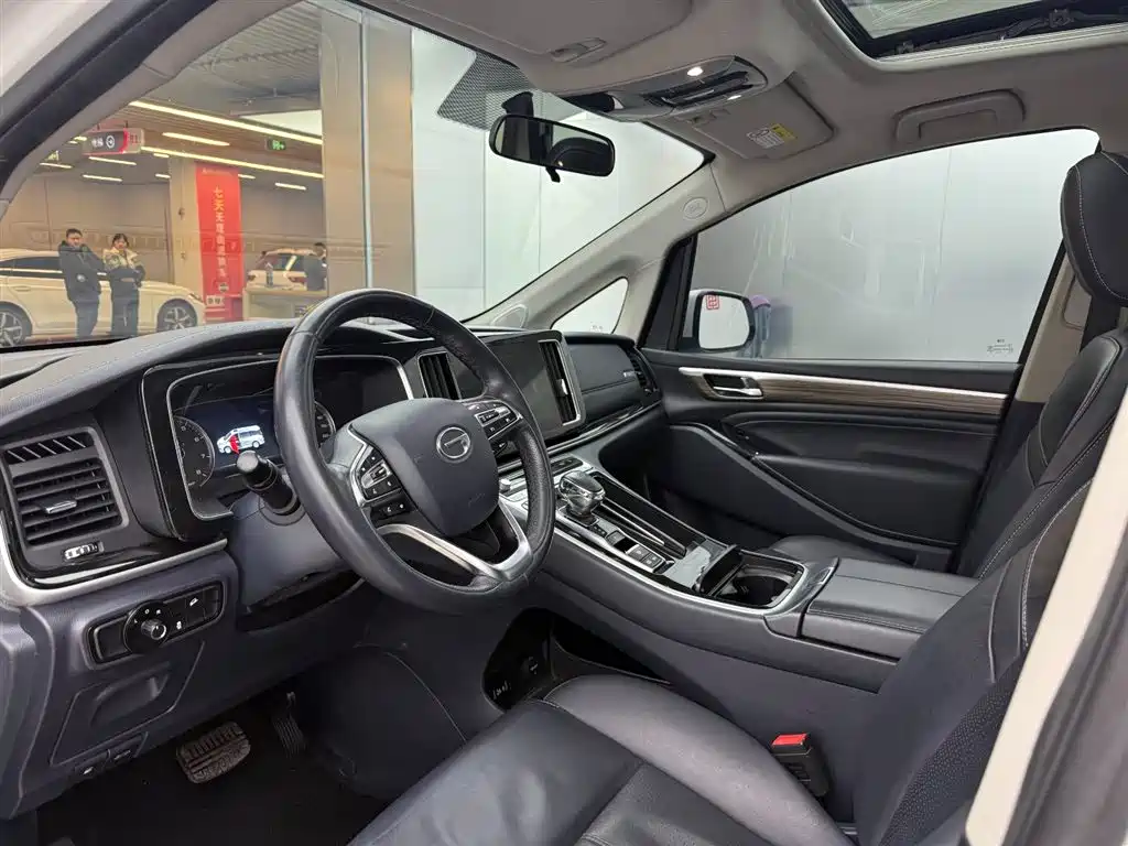 GAC Trumpchi Trumpchi M8 2023 Leading Series 390T Premium Edition фото 6
