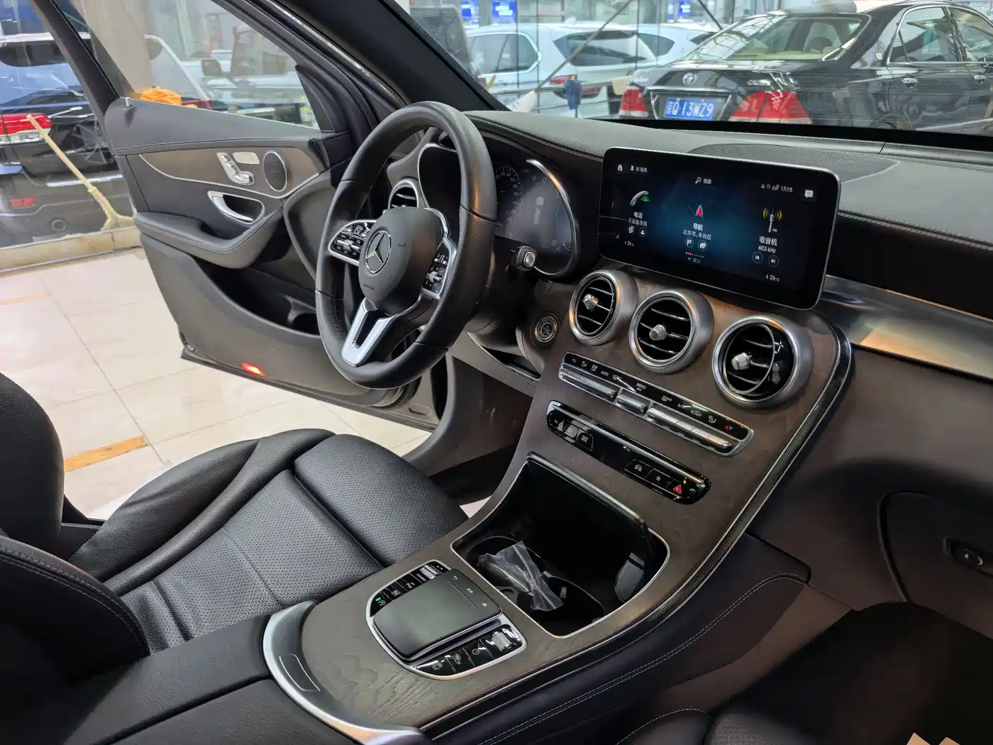 Mercedes-Benz GLC 2021 GLC 260 L 4MATIC Luxury фото 9