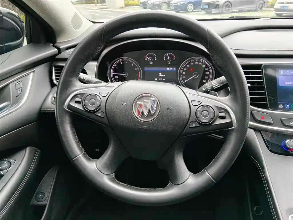 Buick LaCrosse 2022 652T Luxury фото 14