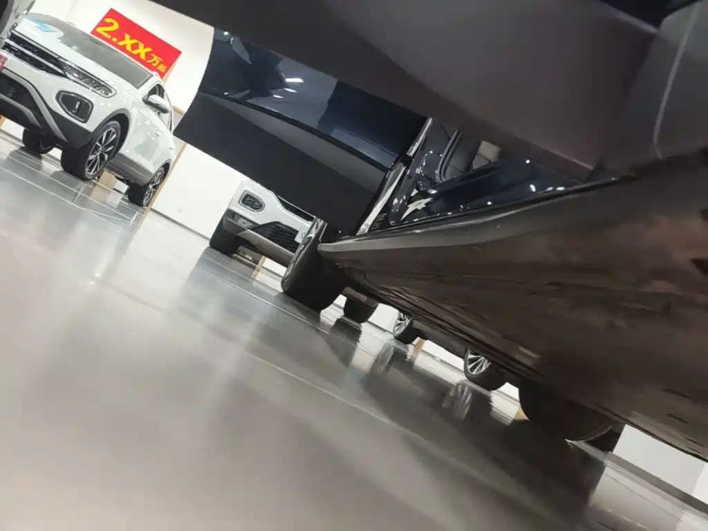 Фото 21 - Volkswagen ID.4 CROZZ