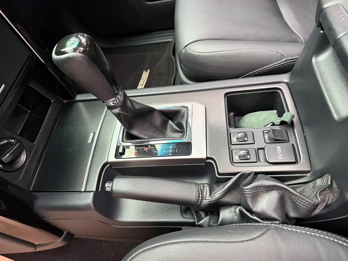 Toyota Prado 2016 2.7L Auto Standard Edition фото 14