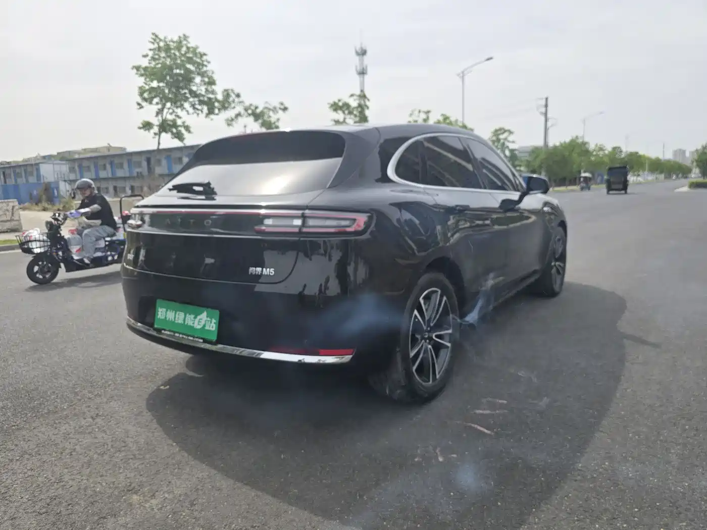 AITO Wenjie AITO M5 2025 Extended Range Ultra RWD фото 9