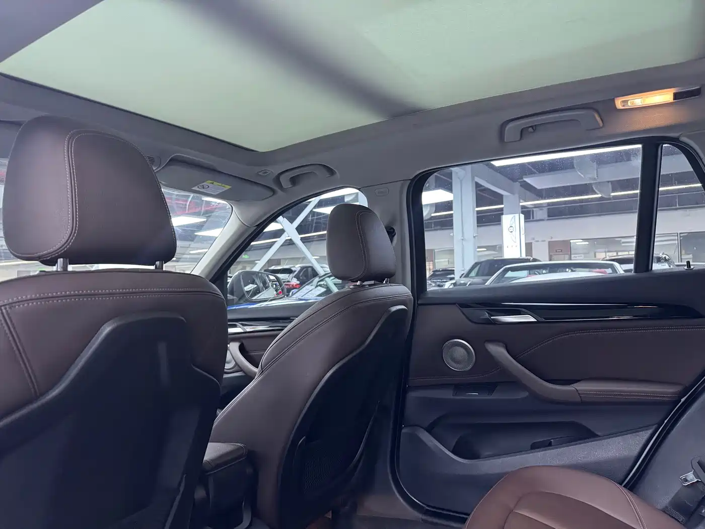 BMW X1 2022 sDrive25Li Leading фото 9