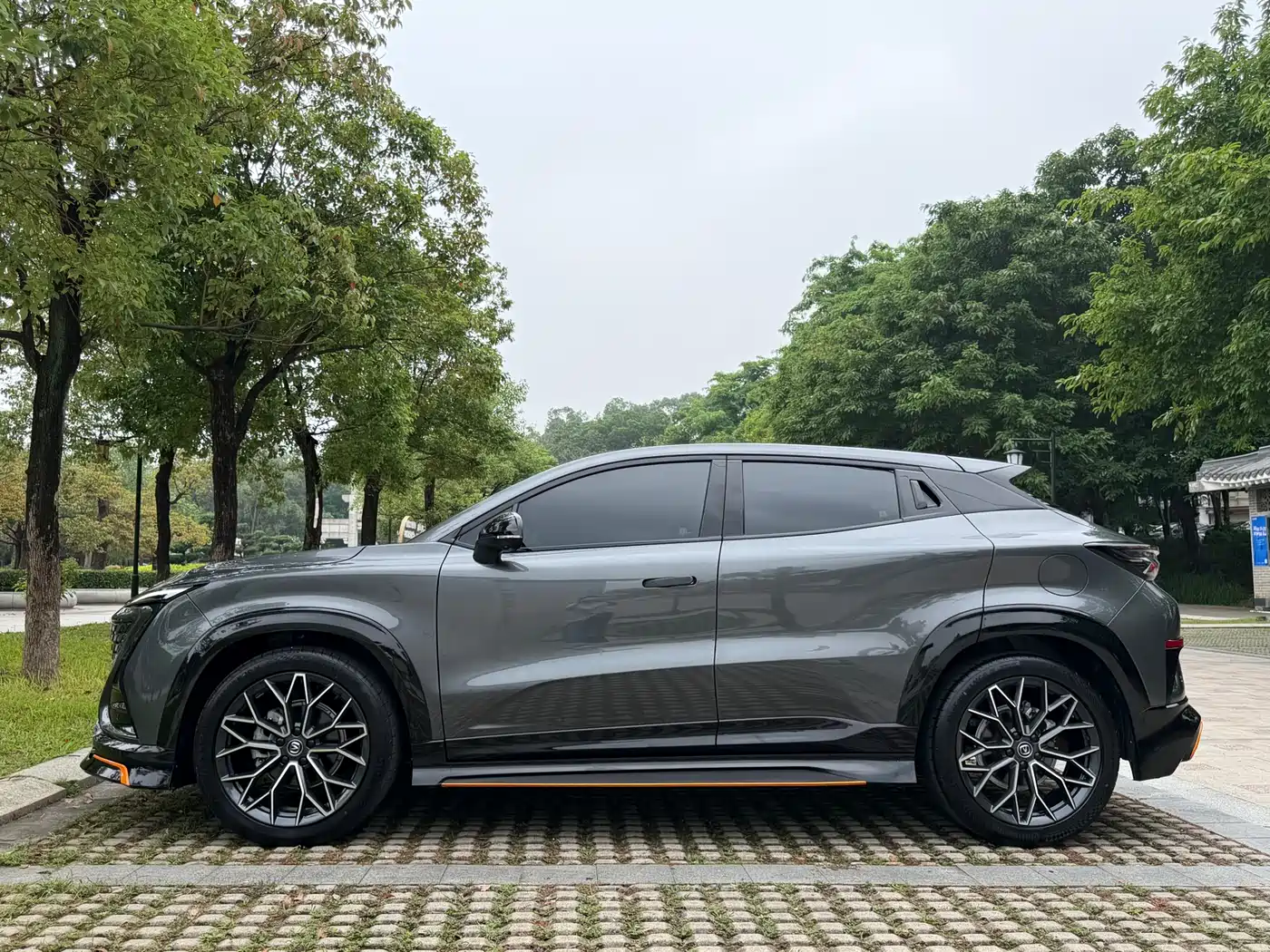 CHANGAN UNI-T