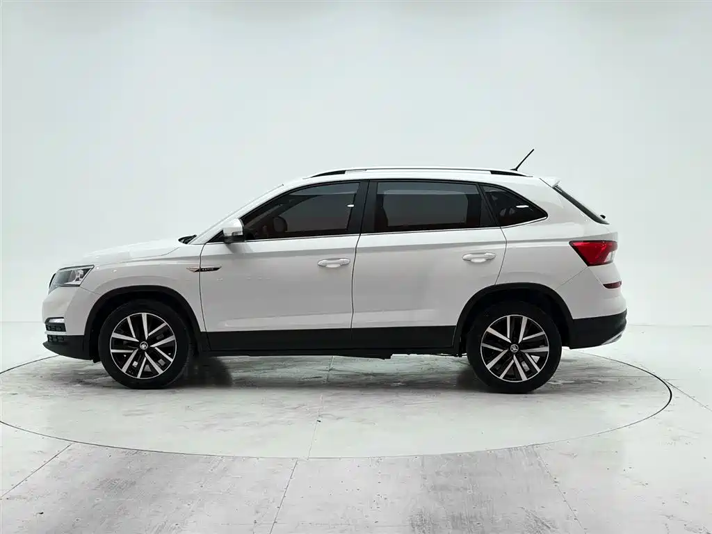 Škoda Kamiq 2022 1.5L Automatic Comfort Edition фото 7