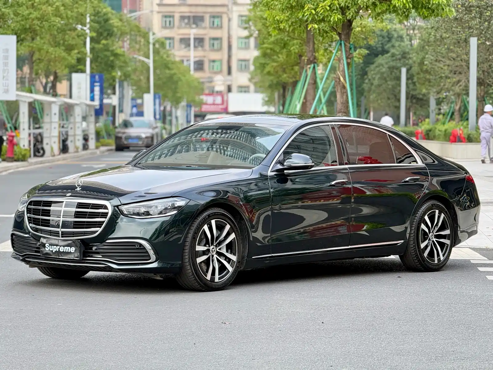 Photo 1 - Mercedes-Benz S-Class