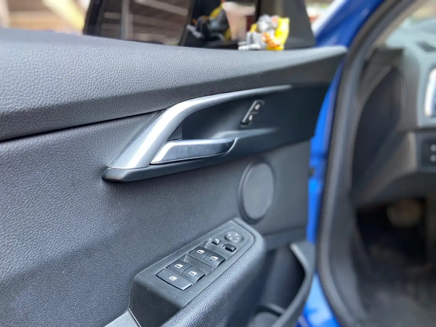 BMW 1 Series 2018 118i Sport Edition фото 8