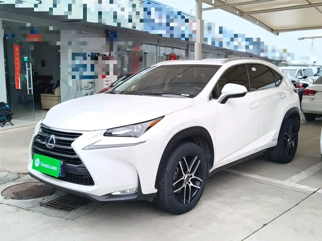 Lexus NX 2015 300h FWD Luxury фото 2