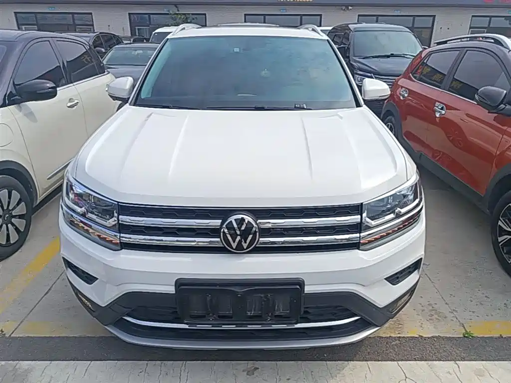 VOLKSWAGEN TUYUE
