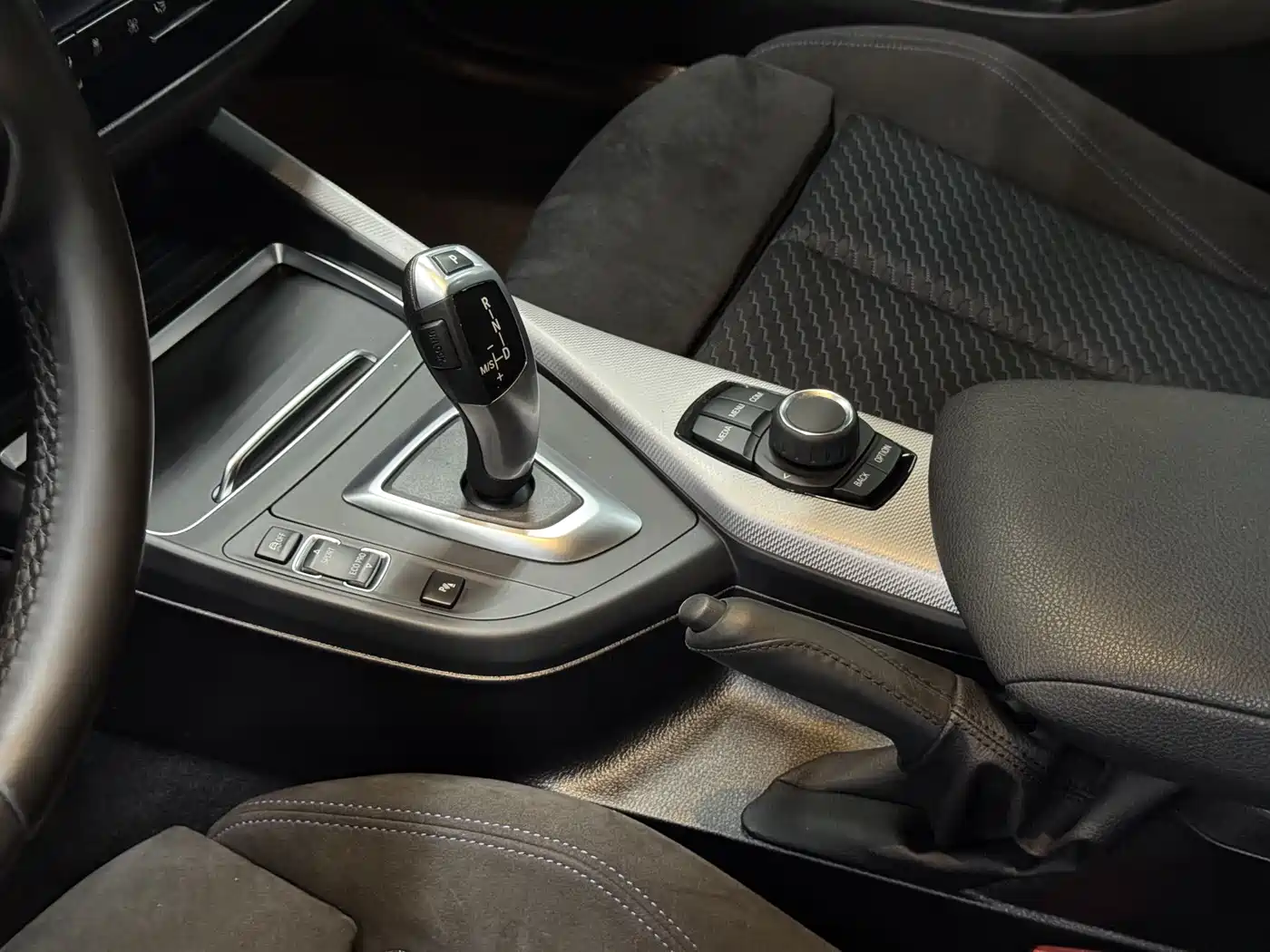 BMW 2 Series (Import) 2018 225i M Sport фото 15