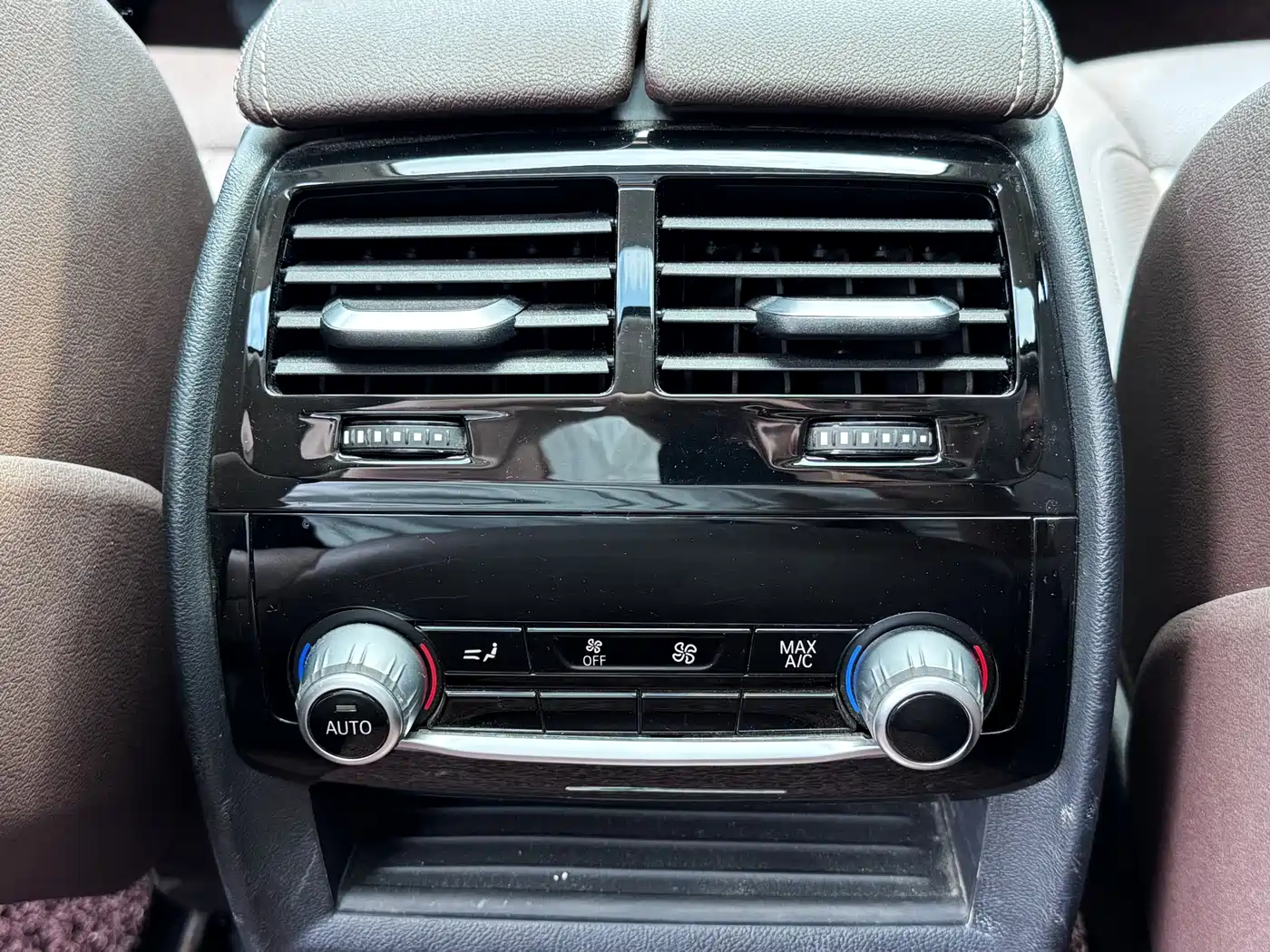 BMW 5 Series 2022 530Li Exclusive Luxury Package фото 21