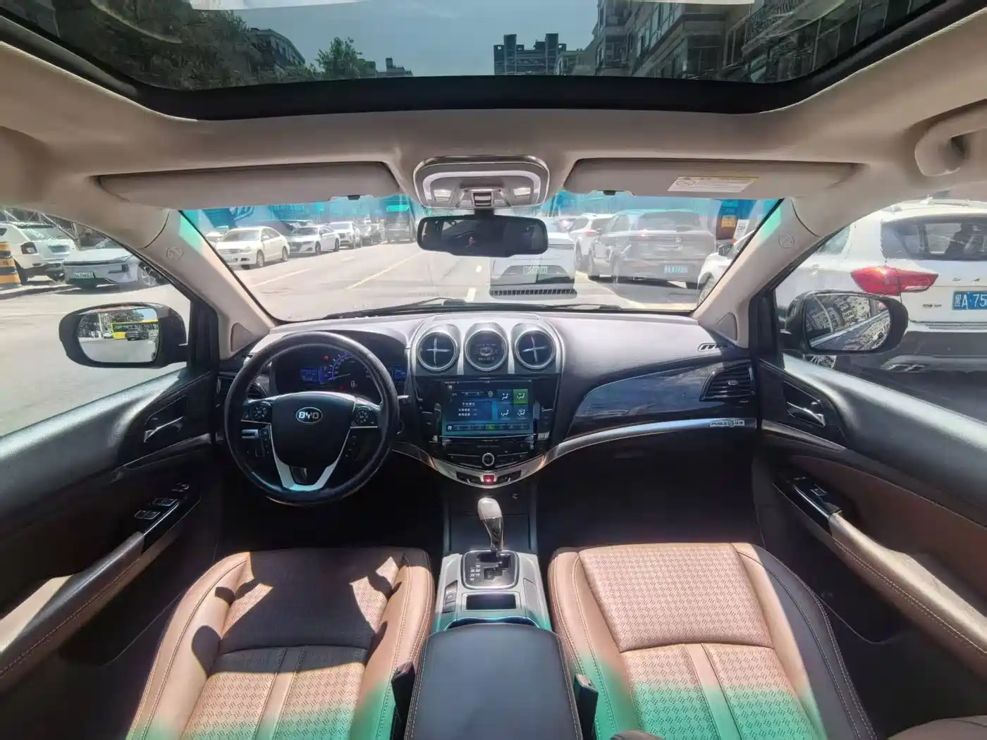 BYD S7 2016 2016 2.0T Automatic Premium Model