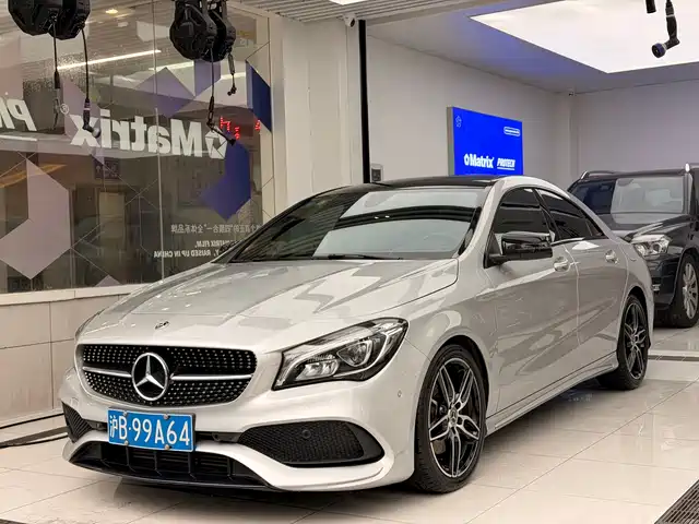 MERCEDES-BENZ CLA
