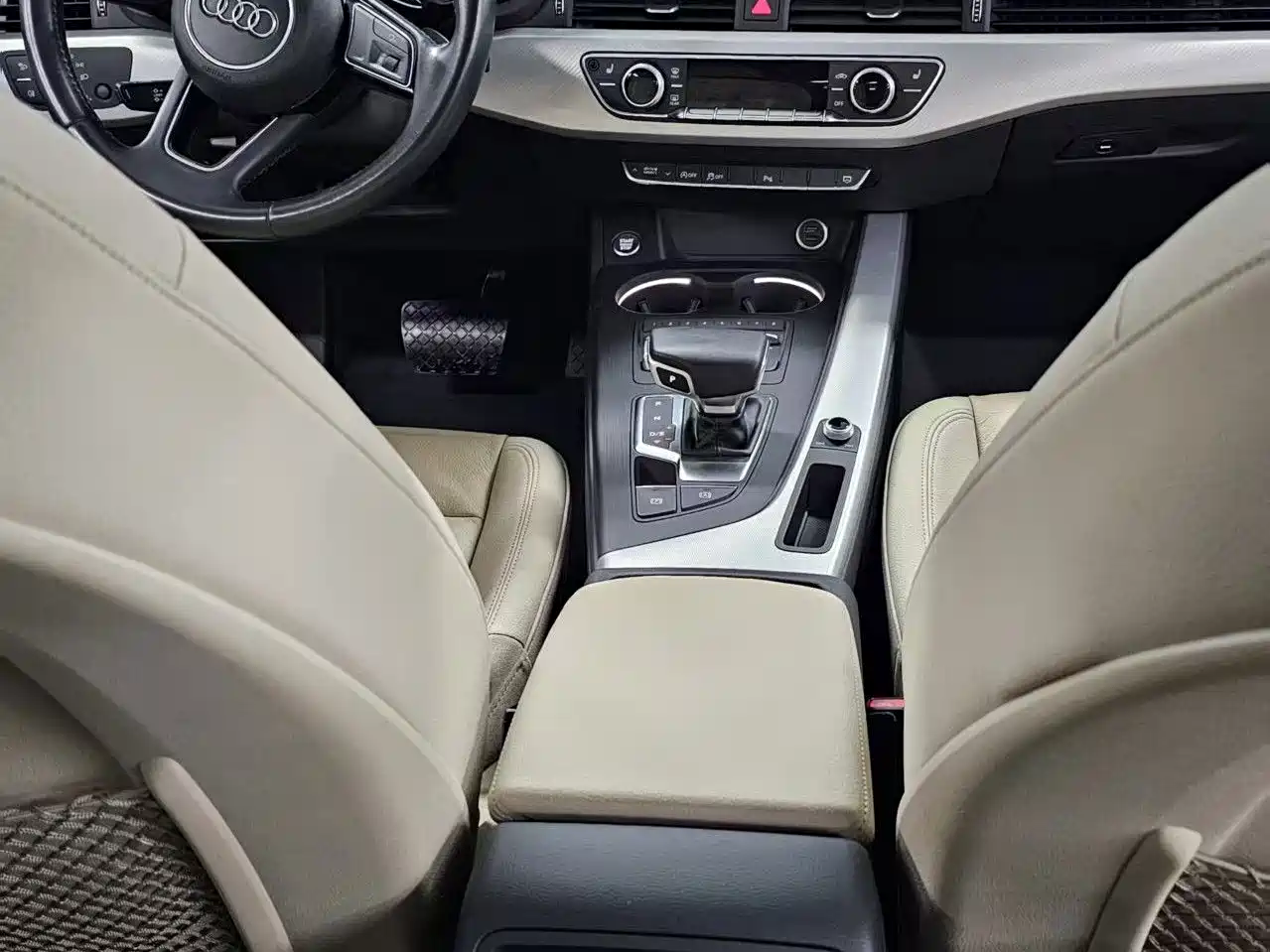Фото 17 - Audi A5 (Import)
