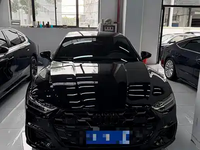 Audi A7L