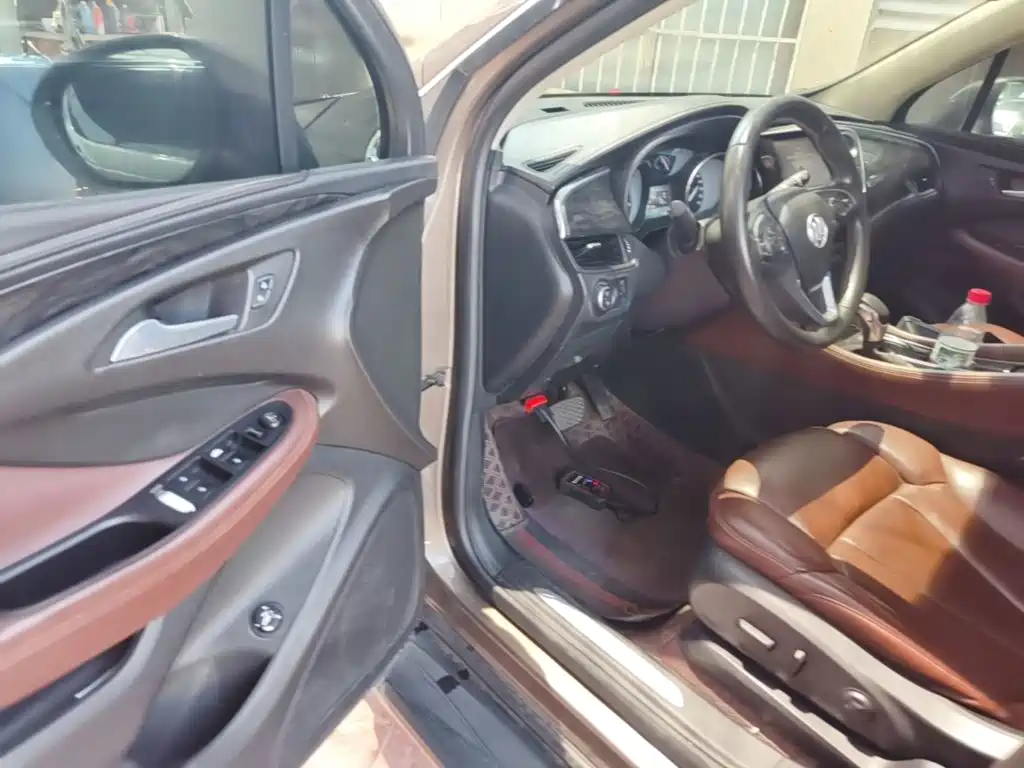 Photo 16 - Buick Envision Plus