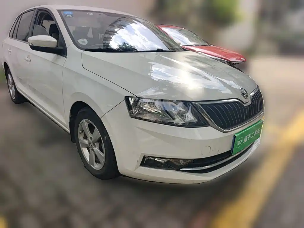 Škoda Skoda Rapid Spaceback 2019 2019 1.5L Automatic Comfort Edition