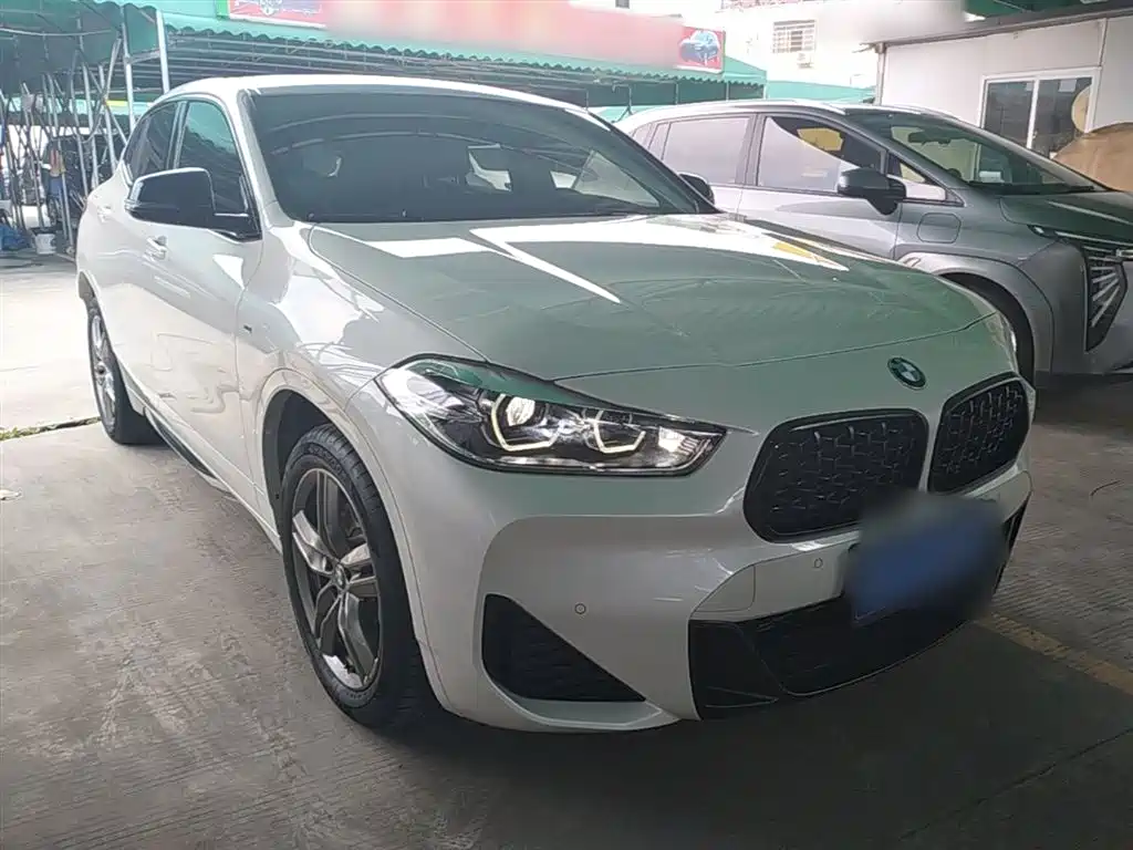 BMW X2 2023 sDrive25i M Sport Shadow Edition фото 4