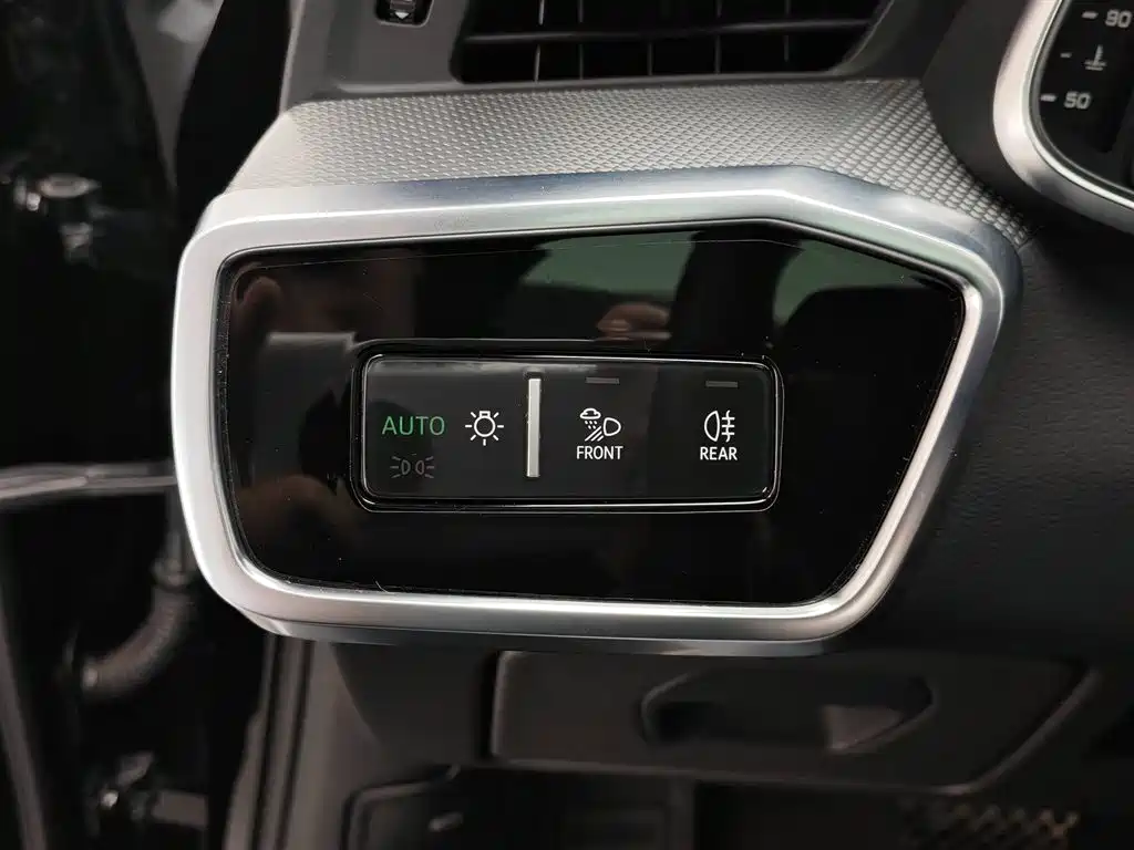 Audi A6L 2023 40 TFSI Luxury Dynamic фото 21