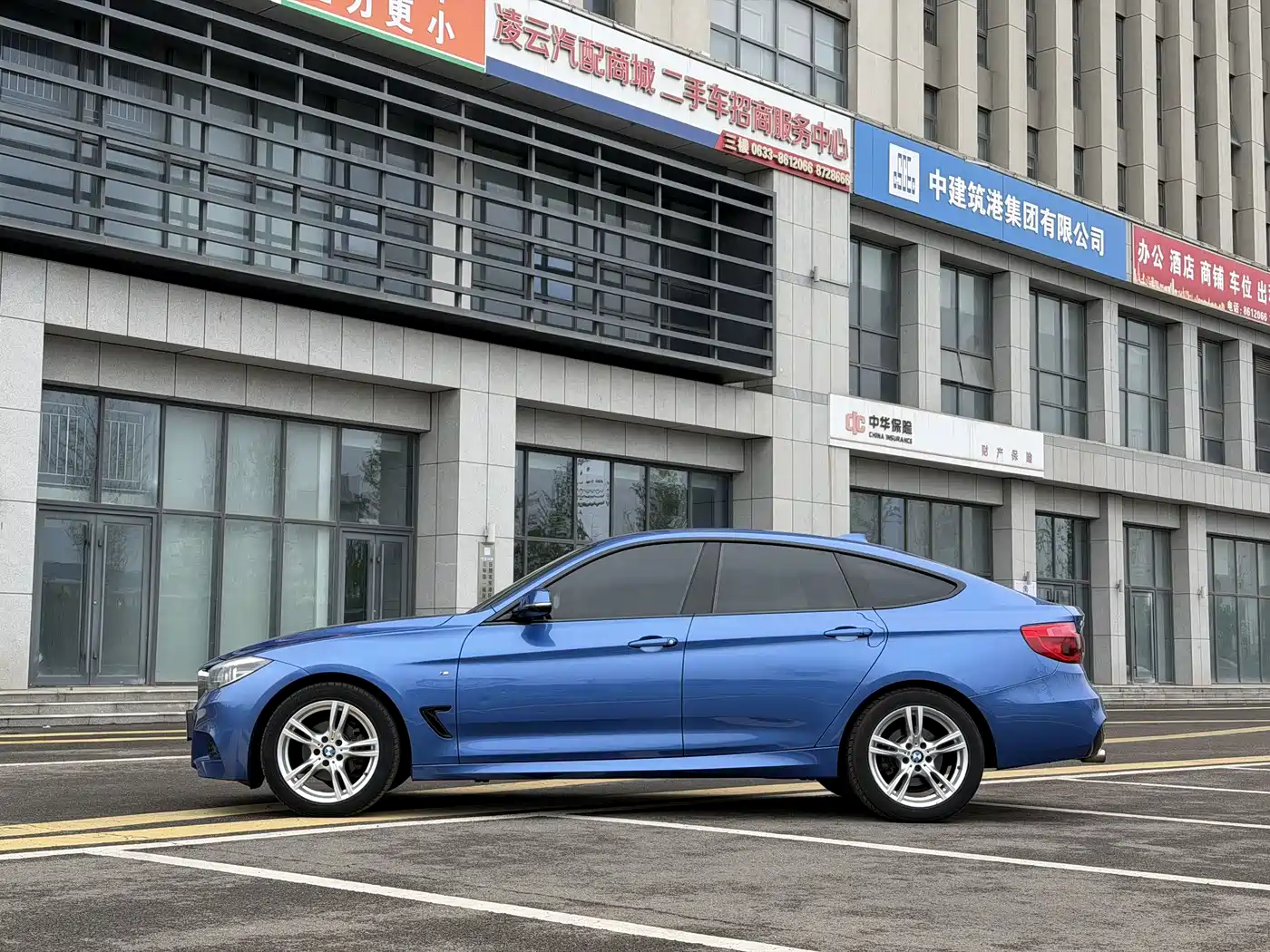 BMW 3 Series GT 2017 320i M Sport фото 5