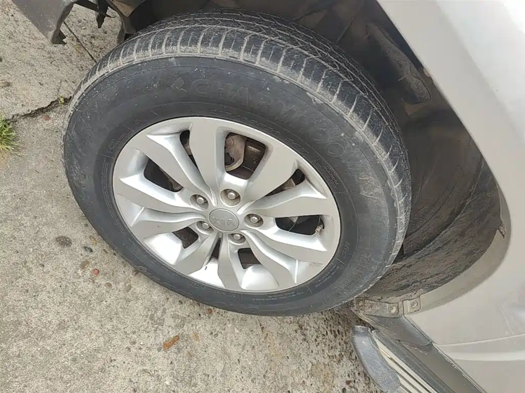 Kia Sportage 2013 2.0L Automatic 2WD GL фото 23