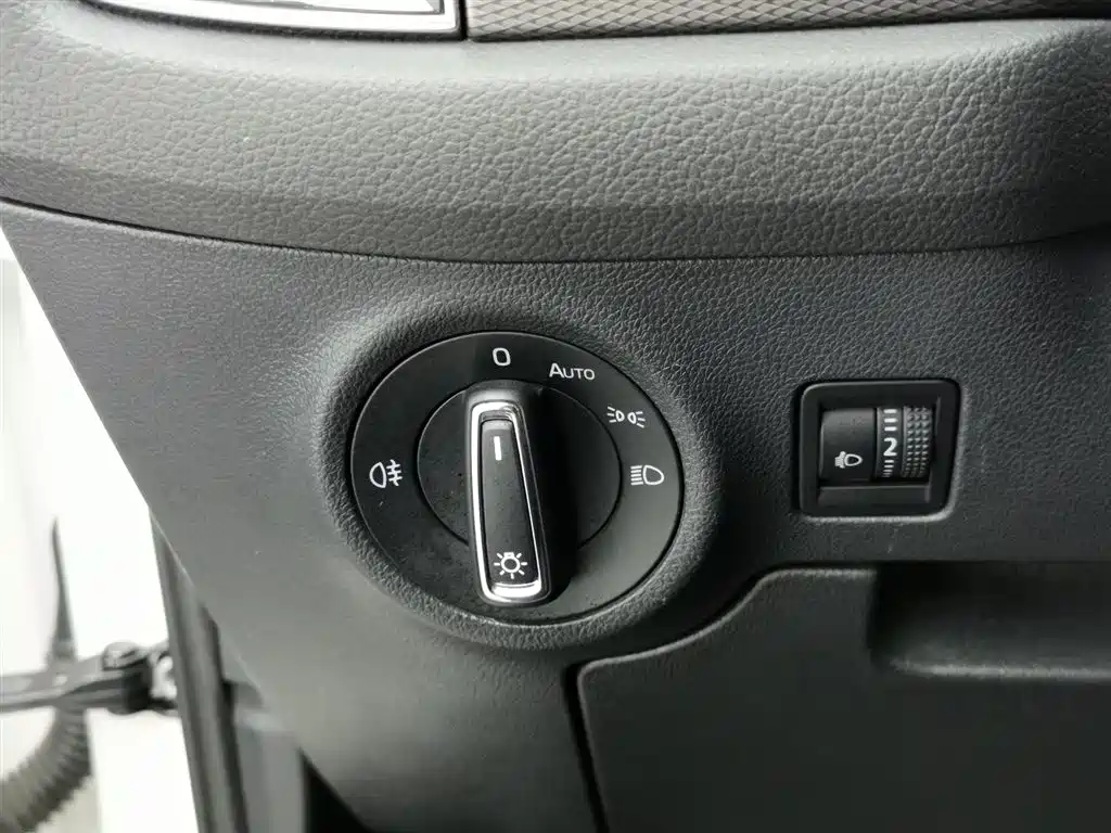 Škoda Kodiaq 2019 Facelift TSI330 5-seat 2WD Comfort China VI фото 21