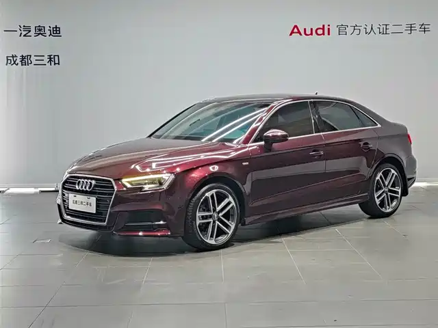 Audi A3 2018 30th Anniversary Limousine 35 TFSI Fashion — фото 1
