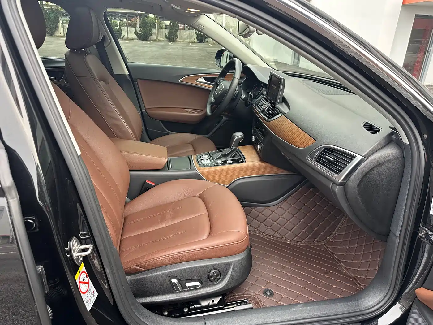 Audi A6L 2018 30th Anniversary 30 FSI Style фото 23