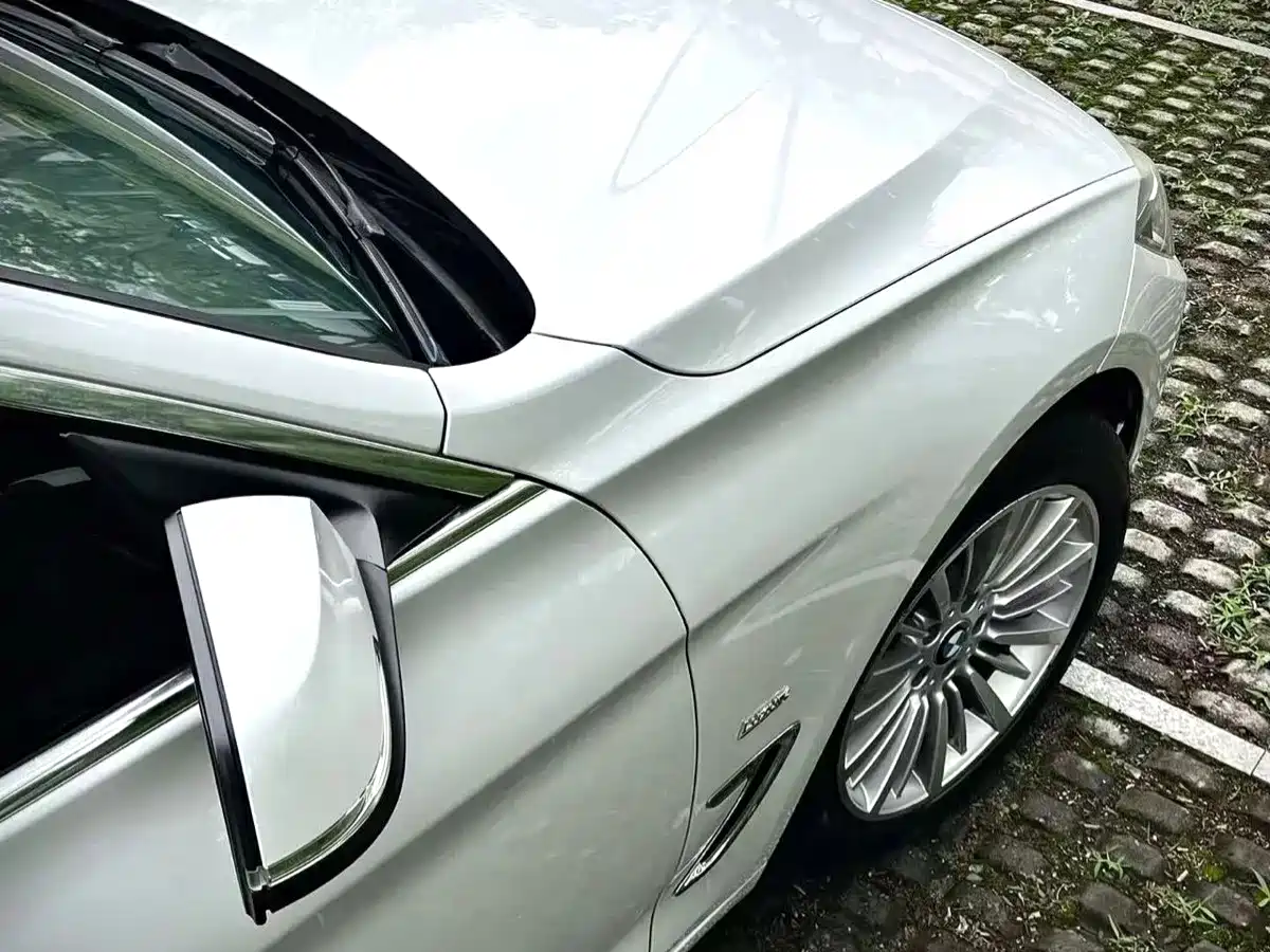 صورة 2 - BMW 3 Series GT