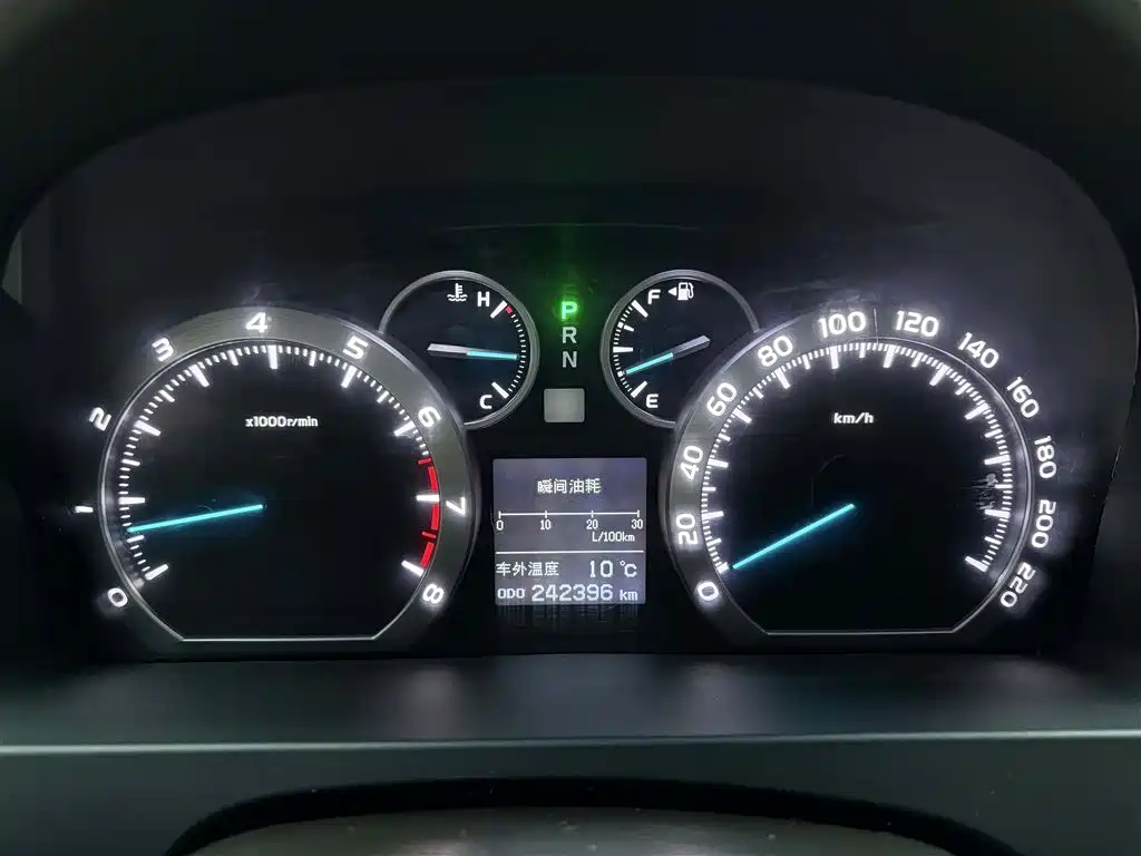Toyota Alphard 2011 3.5L Luxury Edition фото 11