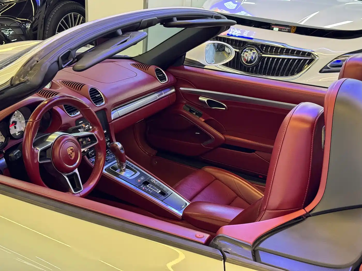 Porsche 718 2018 Boxster 2.0T фото 21