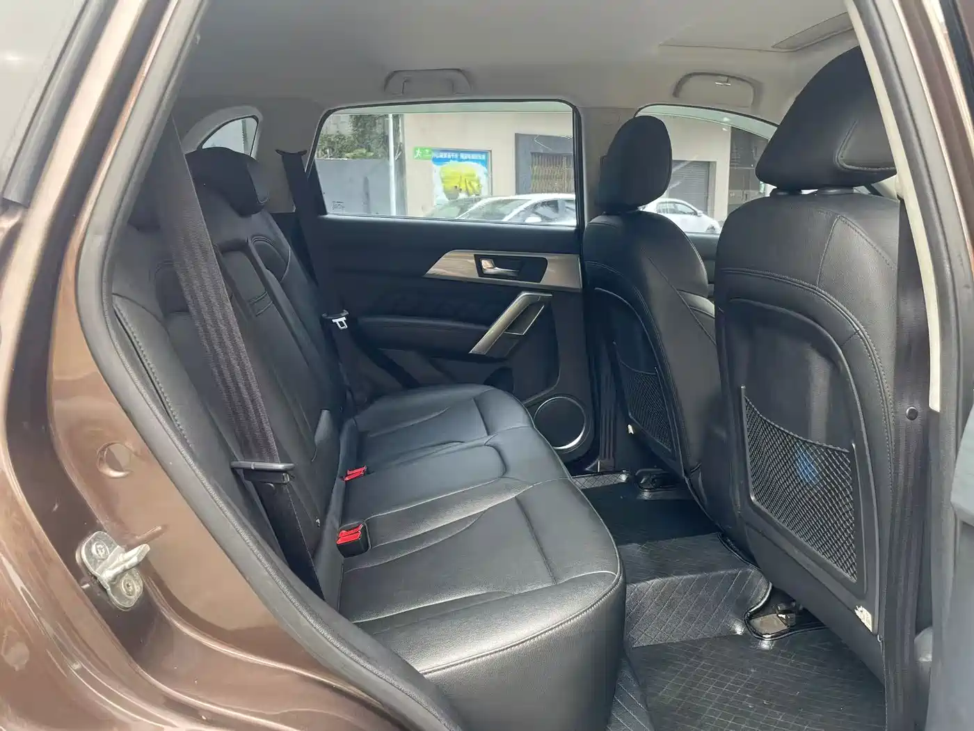 Фото 11 - Haval H2