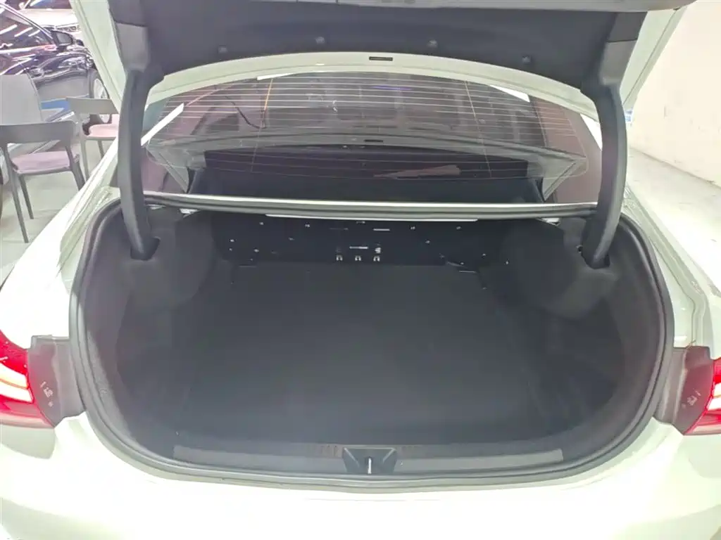 Mercedes-Benz A-Class 2022 Facelift III A 200 L Sport Sedan Fashion фото 19