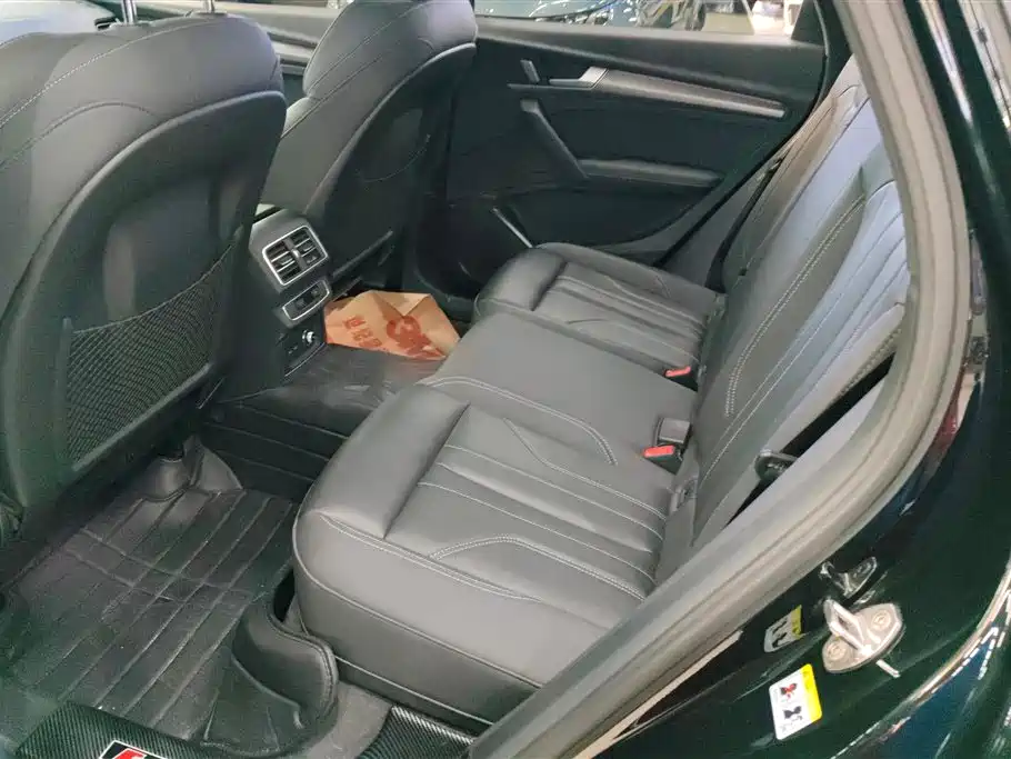 Audi Q5L 2023 40T Luxury Dynamic фото 11