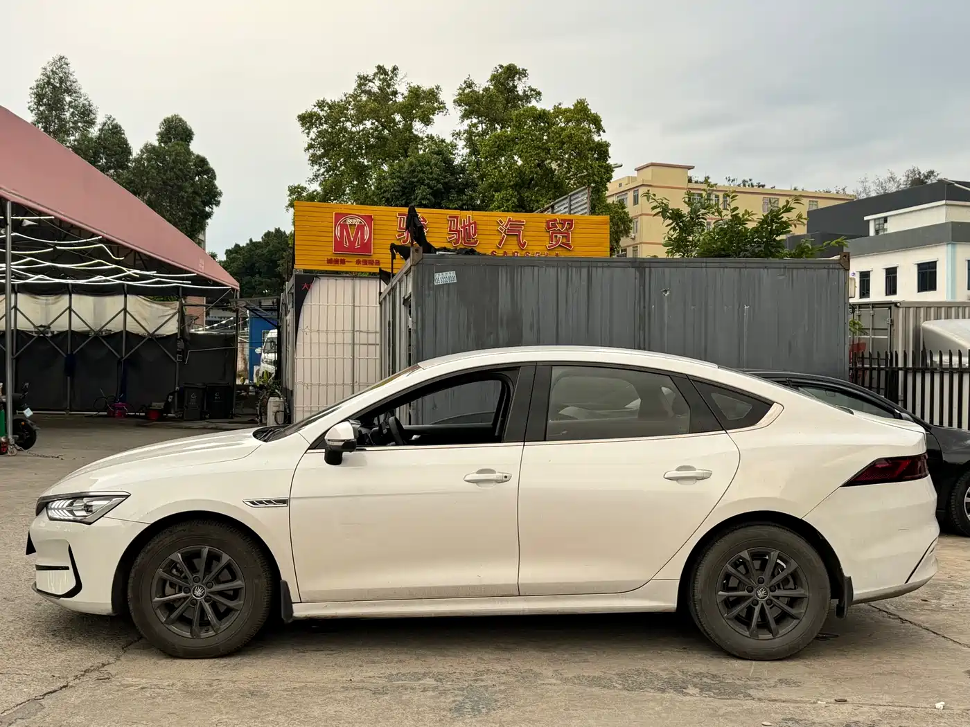 BYD Qin PLUS 2021 EV 420KM Travel Edition фото 7