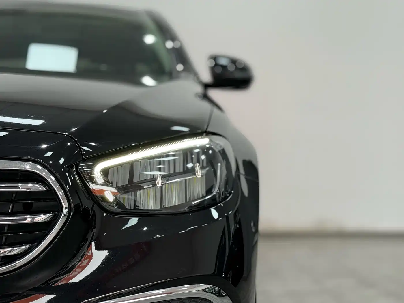 Mercedes-Benz E-Class 2022 E 300 L Luxury фото 16